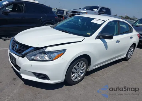 2016 Nissan Altima 2.5/2.5 S/2.5 Sl/2.5 Sr/2.5 Sv из США, поврежденный, VIN 1N4AL3AP0GN365645